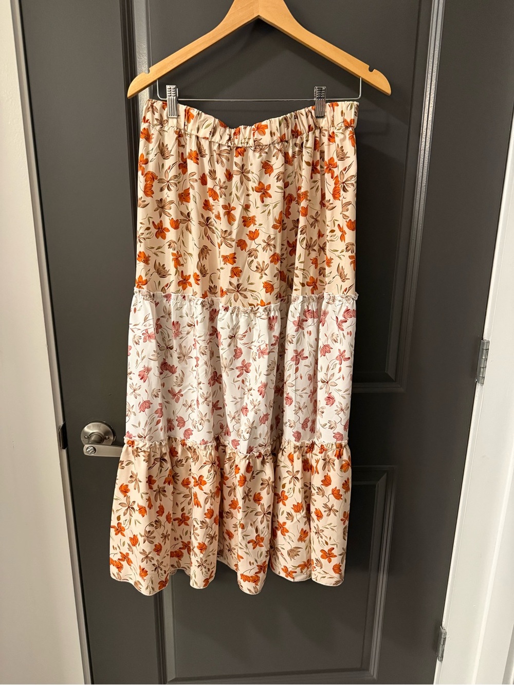 SHEIN Women’s Floral Tiered Maxi Skirt — White & Orange
